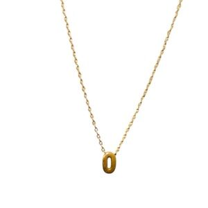 Marian Maurer ‘O’ 18k gold micro initial pendant necklace.